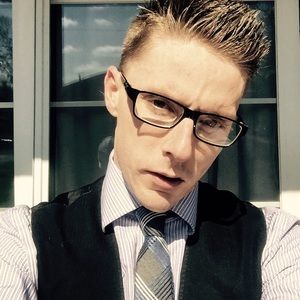 Meet your Posher, Christopher